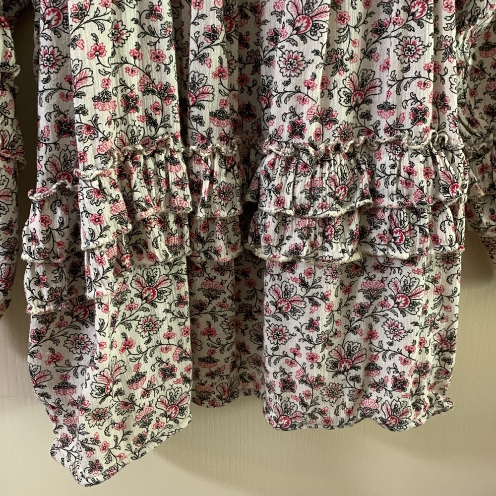 Ralph Lauren Pink, Black and White Cuffed Sleeve Blouse Relaxed Tiered Smocked - Picture 8 of 9